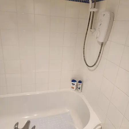 Apartment 2bed Centre By Station